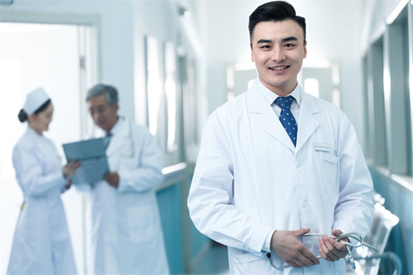 加州试管婴儿医院怎么选？亲历者带你避开3个隐形大坑